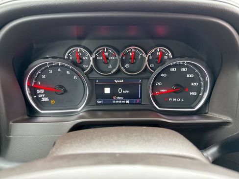 Used 2019 Chevrolet Silverado 1500 LTZ w/ LTZ Convenience Package AWD/4WD image 15