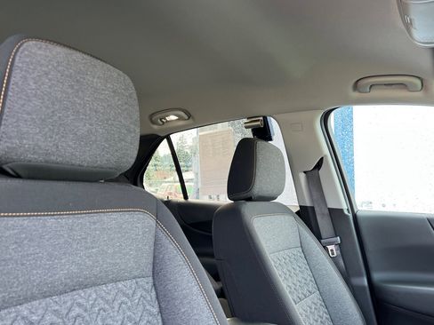 Used 2024 Chevrolet Equinox LT image 14