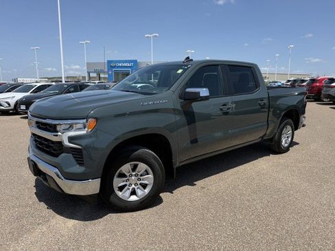 Used 2025 Chevrolet Silverado 1500 LT AWD/4WD image 2