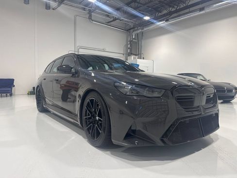 Used 2026 BMW M5 Touring w/ Executive Package AWD/4WD image 9