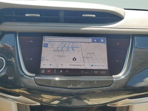 Used 2024 Cadillac XT6 Premium Luxury AWD/4WD image 19