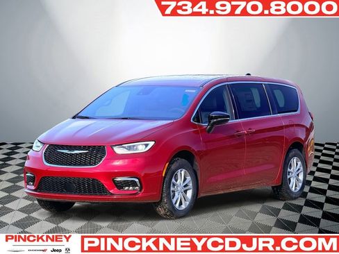 New 2026 Chrysler Pacifica Select image 1
