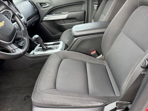 Used 2016 Chevrolet Colorado LT w/ LT Convenience Package image 12