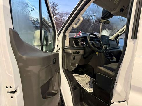 Used 2023 Ford Transit 350 XLT RWD image 19