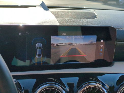 Used 2025 Mercedes-Benz CLA 250 image 24