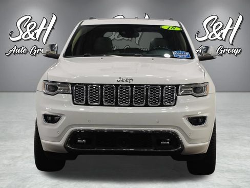 Used 2018 Jeep Grand Cherokee Overland AWD/4WD image 14