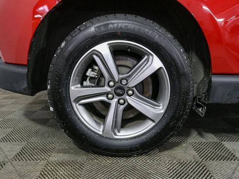 Used 2024 Ford Edge SEL w/ Convenience Package image 16