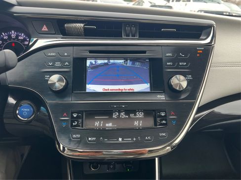 Used 2013 Toyota Avalon XLE Touring image 28