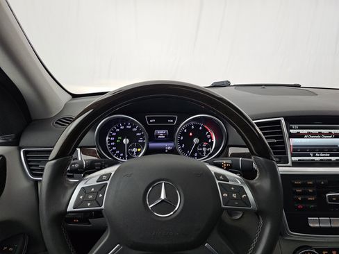 Used 2015 Mercedes-Benz ML 350 4MATIC image 6