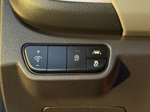 Used 2022 Kia Seltos LX AWD/4WD image 25