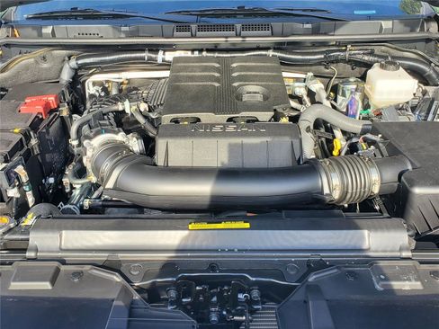New 2026 Nissan Frontier PRO-4X w/ Pro-4x Convenience Package image 12