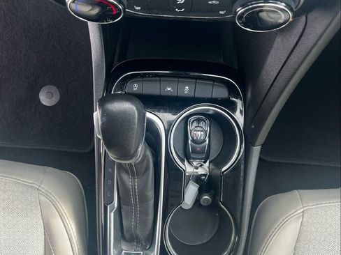 Used 2021 Buick Encore GX Preferred w/ Cold Weather Comfort Package image 19