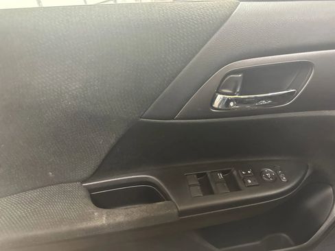 Used 2013 Honda Accord LX image 15
