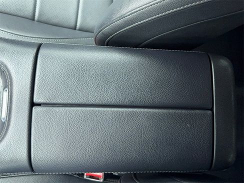 Used 2022 Mercedes-Benz GLE 350 w/ Premium Package image 35