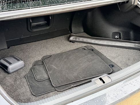 Certified 2023 Lexus ES 350 w/ Premium Package image 10