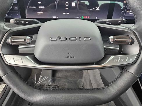Used 2025 Lucid Air Touring AWD/4WD image 23