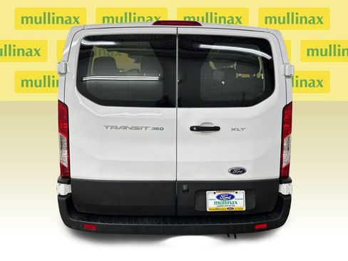 Used 2023 Ford Transit 350 XLT RWD image 7