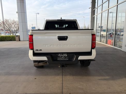 Certified 2024 Toyota Tacoma TRD Sport w/ TRD Sport Upgrade Package image 5