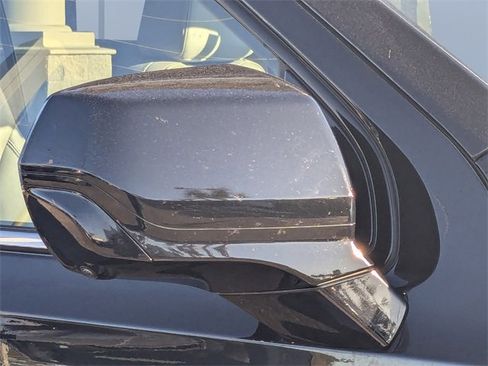 Used 2025 Chevrolet Tahoe LT image 11