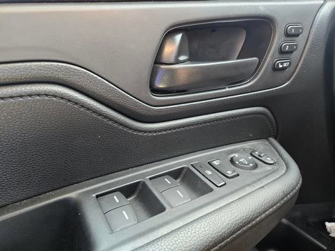 Used 2026 Honda Odyssey Sport-L image 11