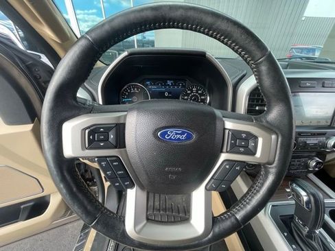 Used 2017 Ford F150 Lariat w/ Equipment Group 502A Luxury image 38