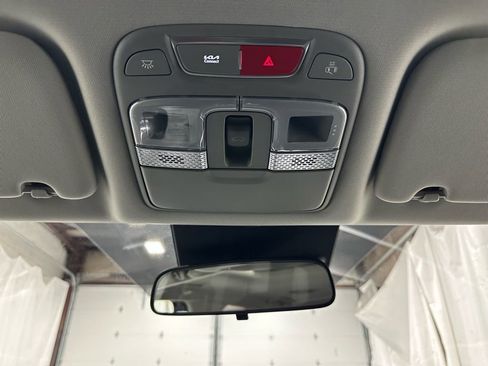 Used 2025 Kia Telluride S image 34