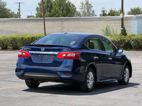 Used 2019 Nissan Sentra SR FWD image 5