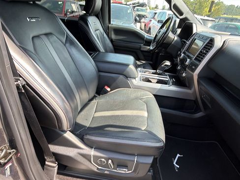 Used 2018 Ford F150 Platinum w/ Equipment Group 701A Luxury AWD/4WD image 20