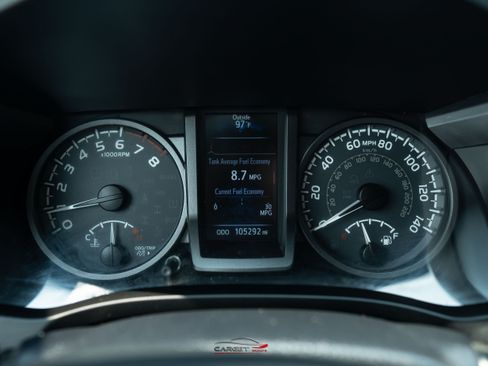 Used 2018 Toyota Tacoma TRD Sport AWD/4WD image 27