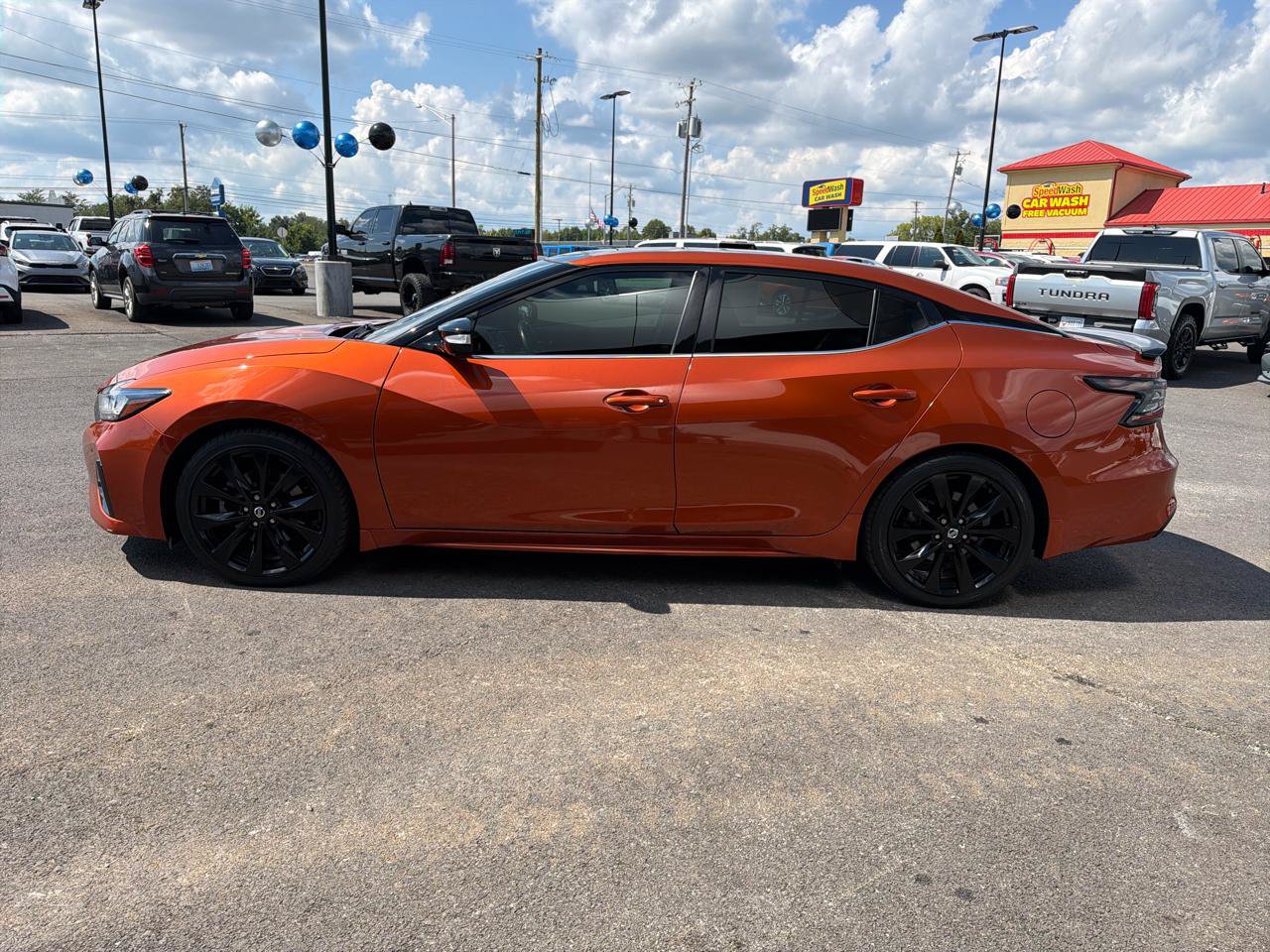 Used 2020 Nissan Maxima SR w/ Sport Mat Group FWD image 6