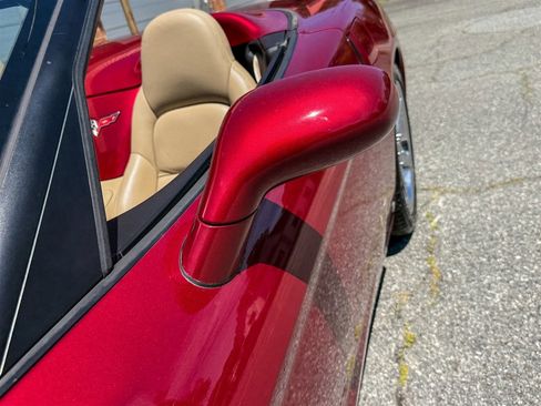 Used 2008 Chevrolet Corvette Convertible w/ Preferred Equipment Group RWD image 22