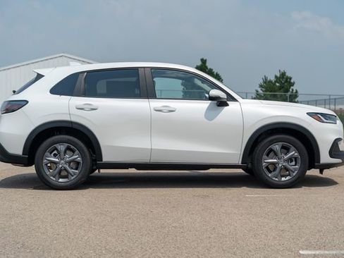 New 2026 Honda HR-V LX image 8
