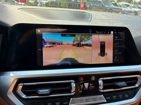 Used 2019 BMW 330i Sedan w/ M Sport Package RWD image 23