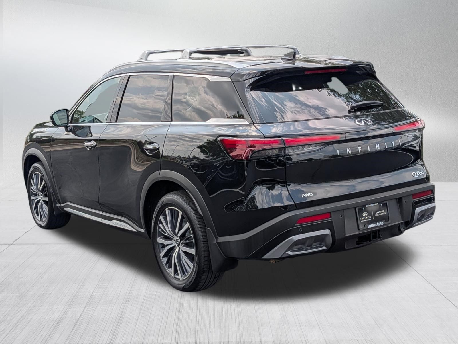 Certified 2025 INFINITI QX60 Sensory w/ Vision Package AWD/4WD image 5