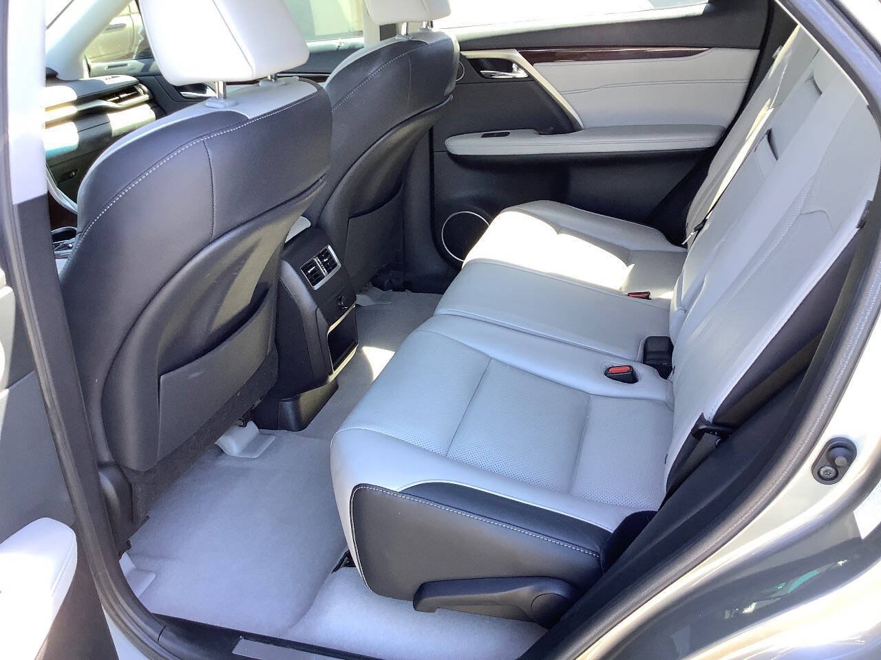 Used 2019 Lexus RX 350 AWD w/ Navigation Package image 35