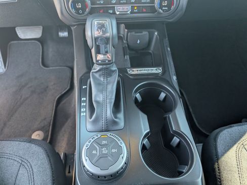 New 2025 Ford Bronco Big Bend image 15