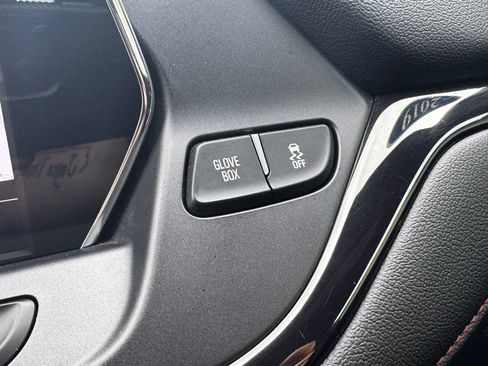 Used 2019 Chevrolet Blazer RS w/ LPO, Interior Luxury Package AWD/4WD image 20