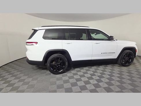 Used 2023 Jeep Grand Cherokee L Laredo RWD image 38