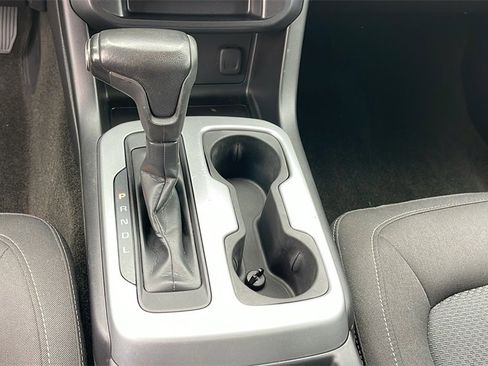 Used 2017 Chevrolet Colorado LT w/ LT Convenience Package image 19