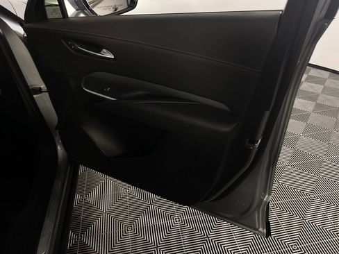 Used 2024 Cadillac XT4 Premium Luxury image 31