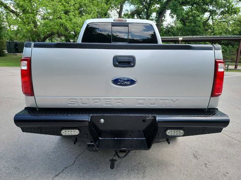 Used 2011 Ford F250 Lariat w/ Lariat Interior Pkg image 7