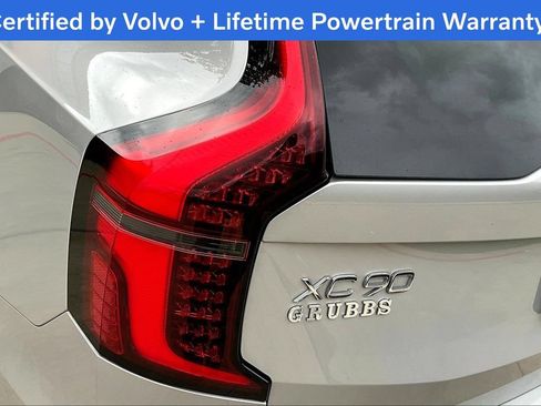 Used 2025 Volvo XC90 B6 Plus AWD/4WD image 41
