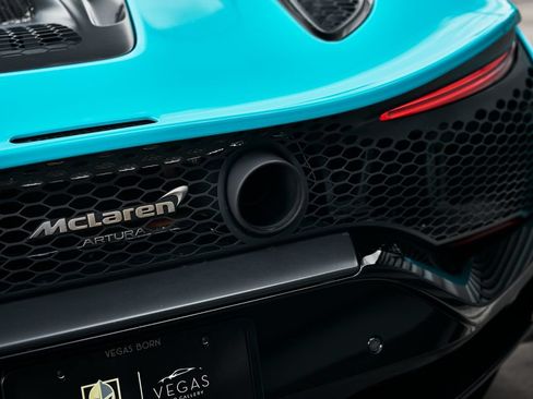 Used 2025 McLaren Artura Spider RWD image 15