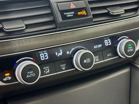 Used 2019 Honda Accord LX image 19