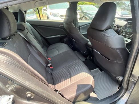 Used 2016 Toyota Prius Two FWD image 9