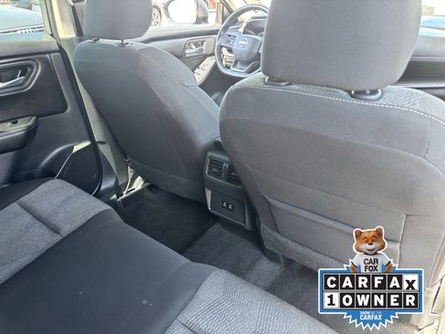Certified 2025 Nissan Rogue SV AWD/4WD image 14