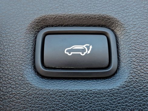 Used 2023 Hyundai Santa Fe SEL AWD/4WD image 31
