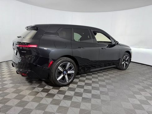 Used 2023 BMW iX xDrive50 w/ Sport Package AWD/4WD image 8