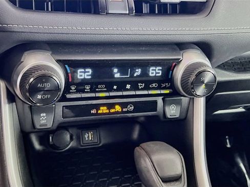 Used 2023 Toyota RAV4 XLE w/ Convenience Package FWD image 14