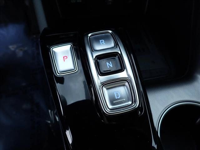 Used 2022 Hyundai Sonata Limited FWD image 17